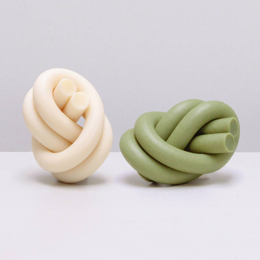 Knot-Shaped-Soft White