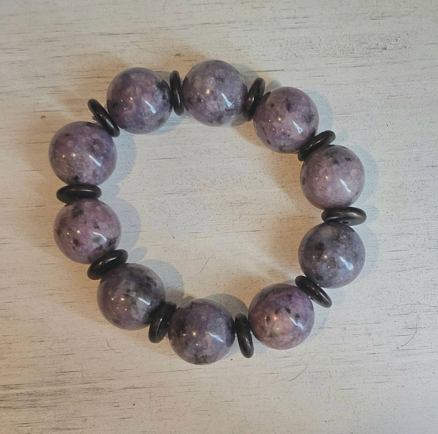 Stretch Bracelet - Chunky Kiwi Jasper & Bone