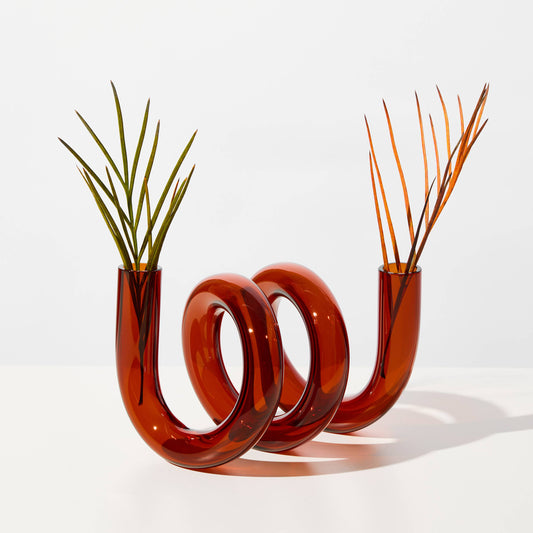 CURLY VASE