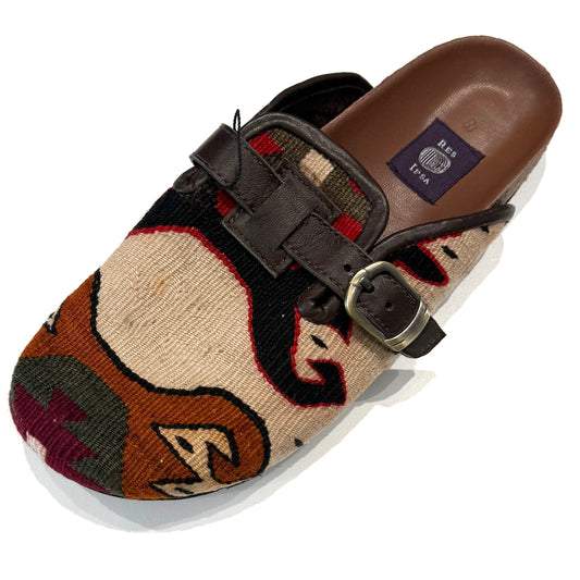 Kilim Clog