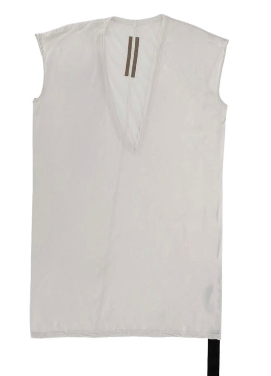 Dylan Tee