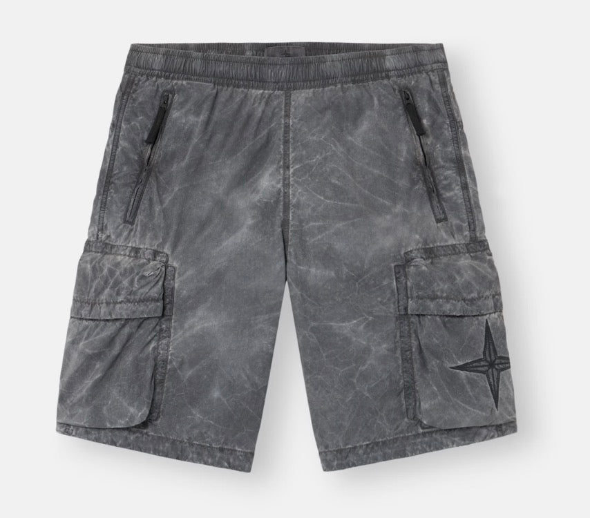 Loose Bermuda